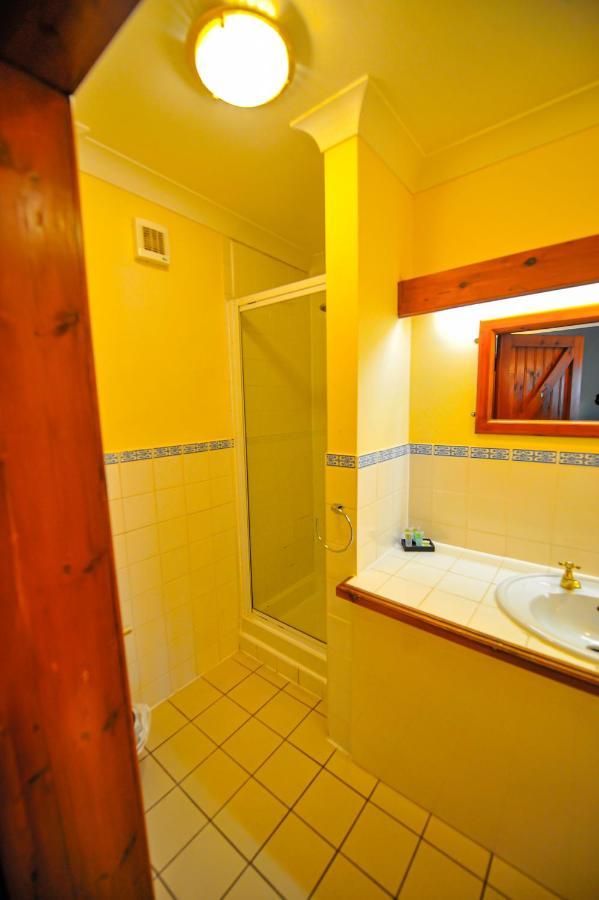 The Coachman Pub, Hartford, Room Only Hartford  Dış mekan fotoğraf
